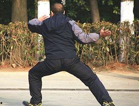 太极尺的练法视频,轻松入门，体验太极养生之道